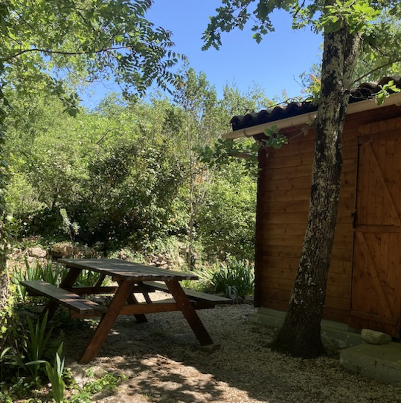 table forestière chalet